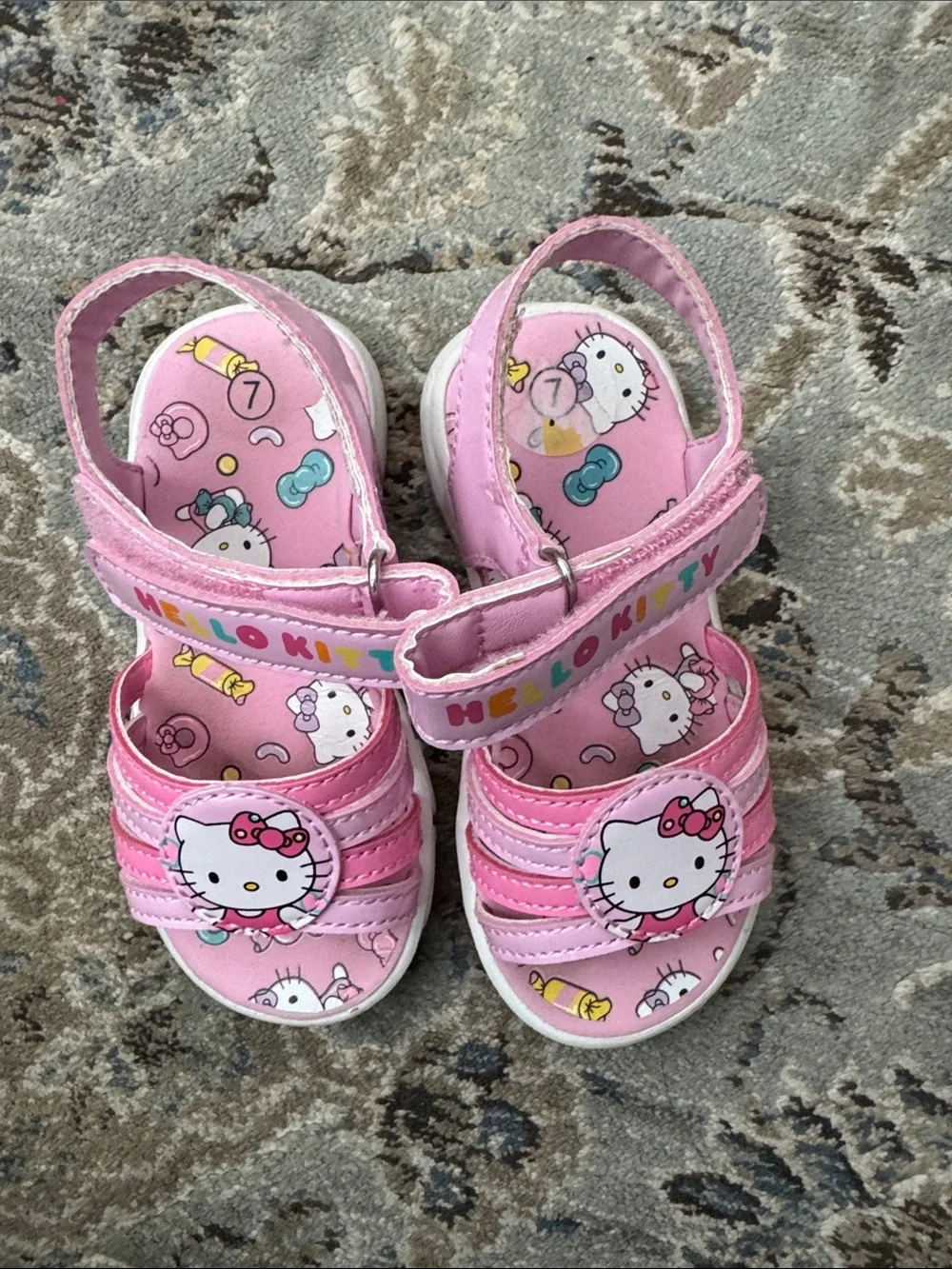 Hello Kitty Pink Strappy Girls' Sandals that Light up